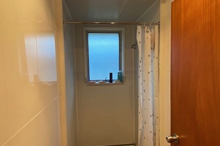 Photo of property in 360 Yaldhurst Road, Russley, Christchurch, 8042