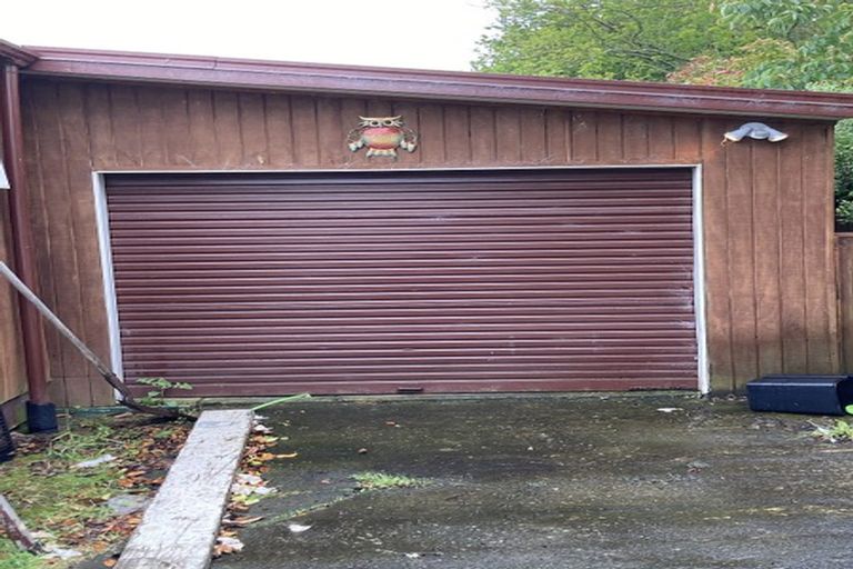 Photo of property in 11 Preston Street, Eltham, 4322