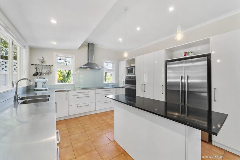 Photo of property in 32 Havelock Street, Mornington, Wellington, 6021