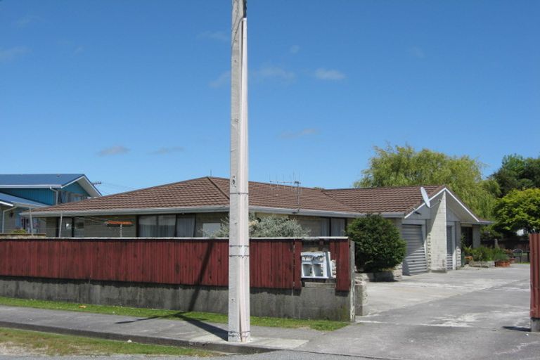 Photo of property in 30a Romilly Street, Westport, 7825