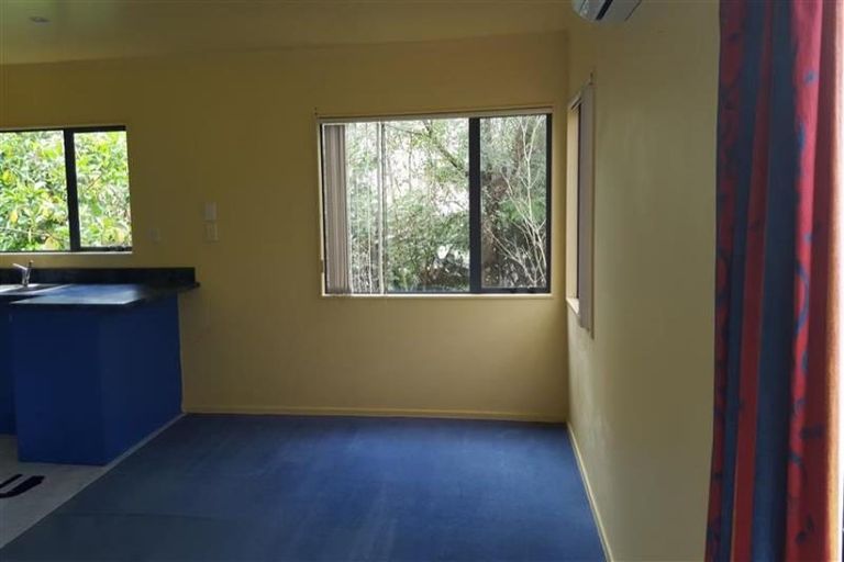 Photo of property in 9g View Road, Glenfield, Auckland, 0627