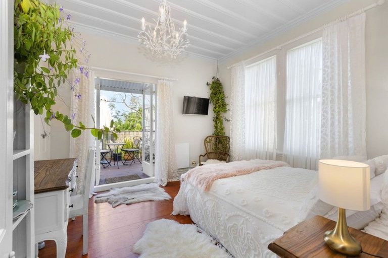 Photo of property in 23 Main Road, Raglan, 3225