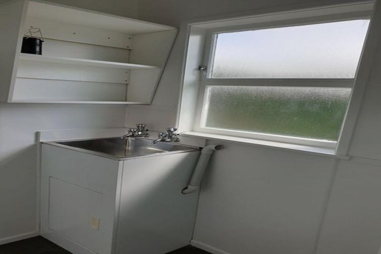 Photo of property in 1/16 Cambridge Road, Manurewa, Auckland, 2102