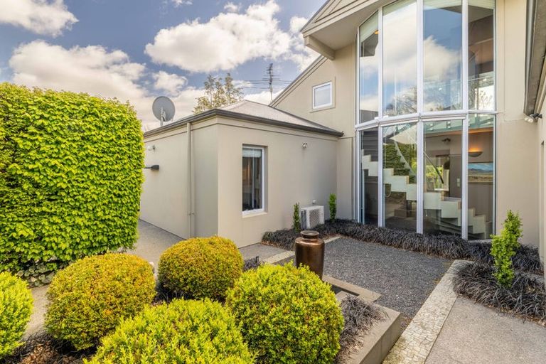 Photo of property in 9a Weka Street, Fendalton, Christchurch, 8041