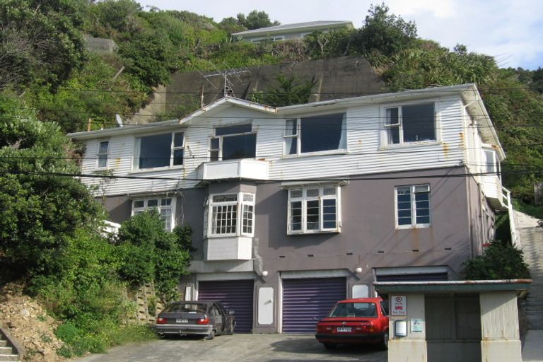 Photo of property in 3/134 Evans Bay Parade, Roseneath, Wellington, 6021