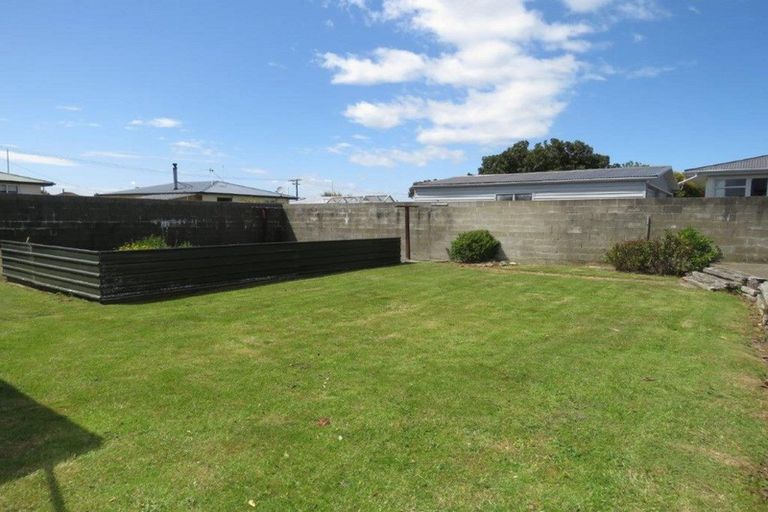 Photo of property in 147 Stobo Street, Grasmere, Invercargill, 9810