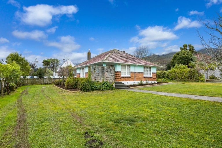 Photo of property in 41 Maclaren Street, Maymorn, Upper Hutt, 5018
