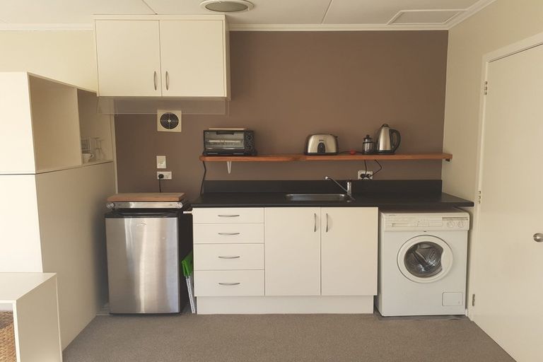 Photo of property in 180 Atawhai Drive, Atawhai, Nelson, 7010