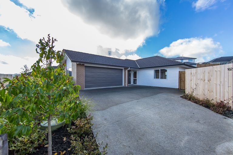 Photo of property in 162 Wainui Road, Silverdale, 0932