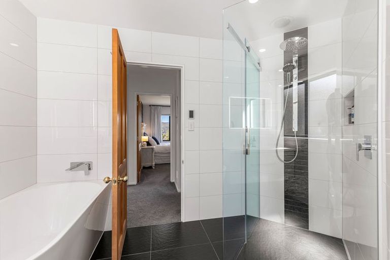 Photo of property in 13 Avonlea Grove, Belmont, Lower Hutt, 5010