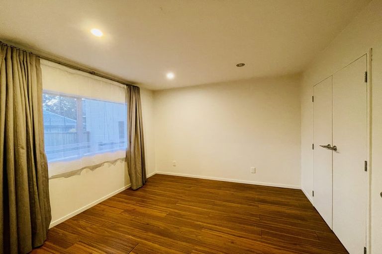 Photo of property in 2/36 Copley Street, New Lynn, Auckland, 0600