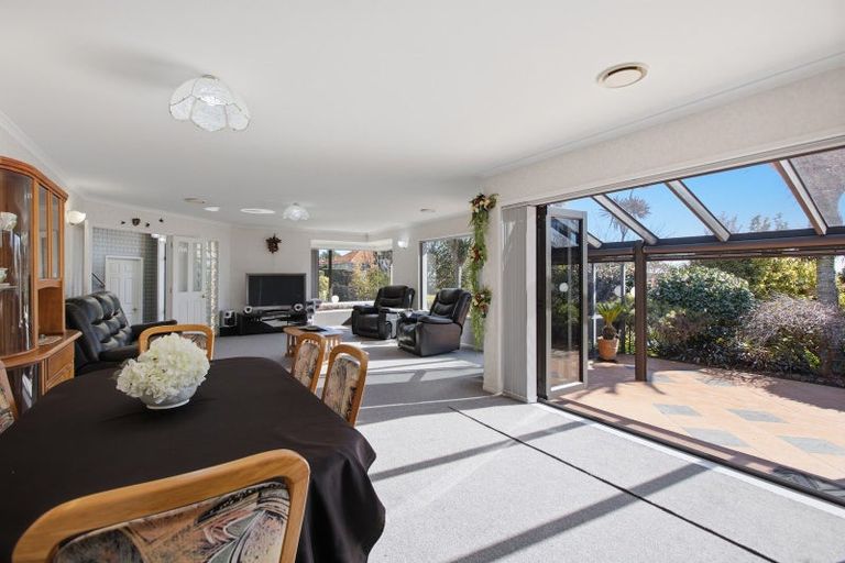 Photo of property in 71 Brooklands Road, Brooklands, New Plymouth, 4310