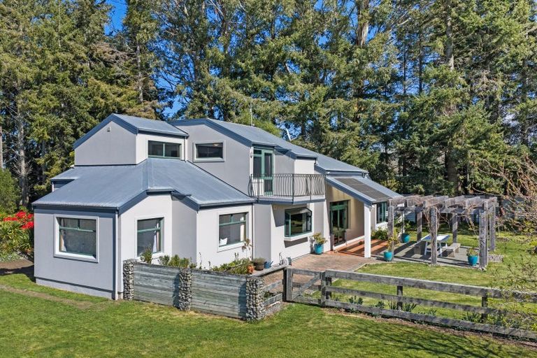 Photo of property in 16 Newman Road, Rapaura, Blenheim, 7273