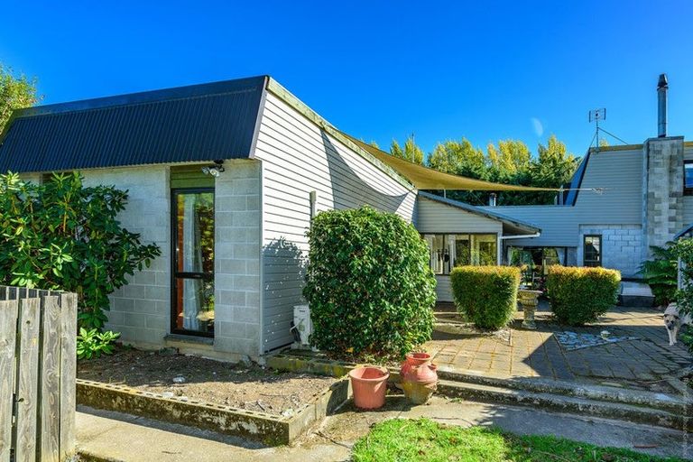Photo of property in 864 Sandy Knolls Road, West Melton, Christchurch, 7675