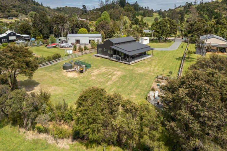 Photo of property in 1100 Hauraki Road, Coromandel, 3506