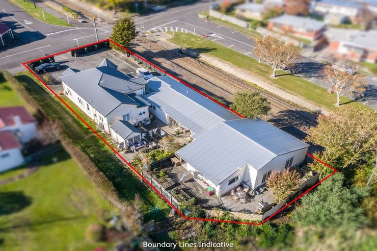 Photo of property in 42 Fox Street, Featherston, 5710