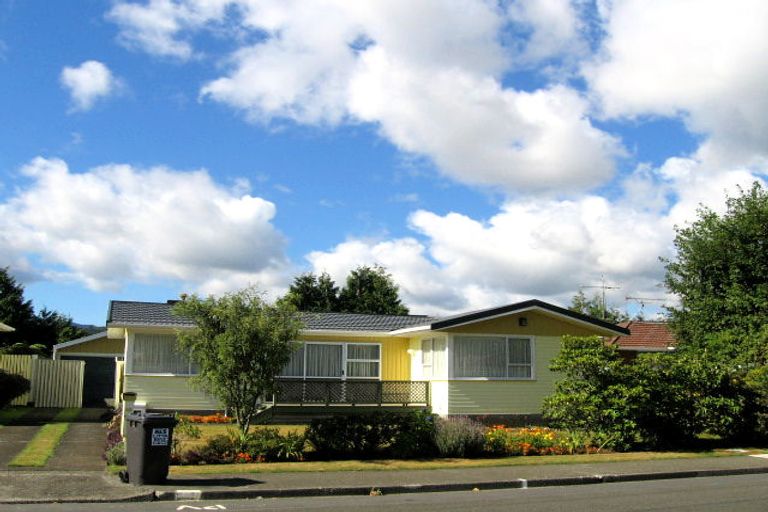 Photo of property in 66 Holdsworth Avenue, Trentham, Upper Hutt, 5018