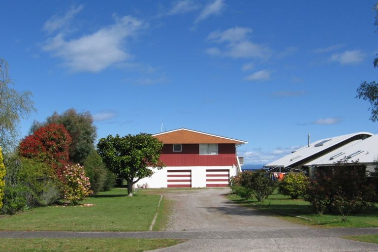 Photo of property in 44 Mahuta Road, Waitahanui, Taupo, 3378