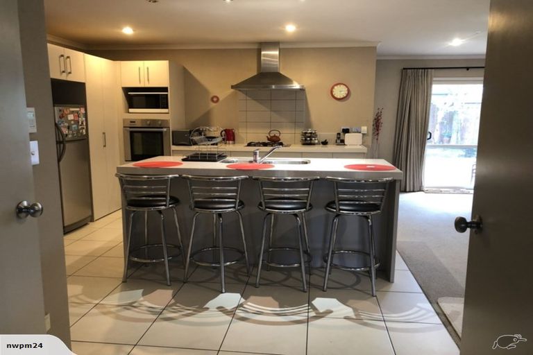 Photo of property in 3 Amapur Place, Flat Bush, Auckland, 2019