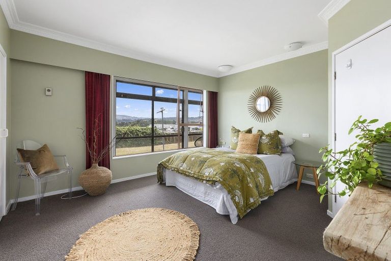 Photo of property in 17 Madison Place, Miramar, Wellington, 6022