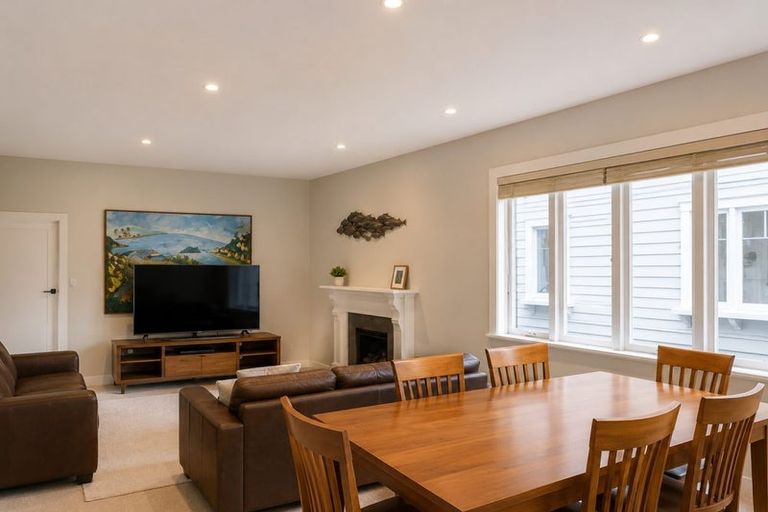 Photo of property in 60 Hobson Street, Thorndon, Wellington, 6011