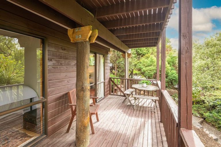 Photo of property in 17 Nehru Place, Cashmere, Christchurch, 8022