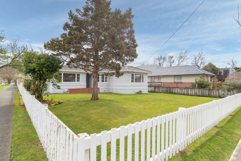 Photo of property in 33 John Street, Trentham, Upper Hutt, 5018