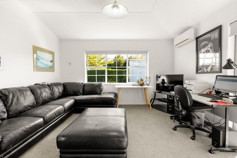 Photo of property in 86 Shakespeare Street, Leamington, Cambridge, 3432