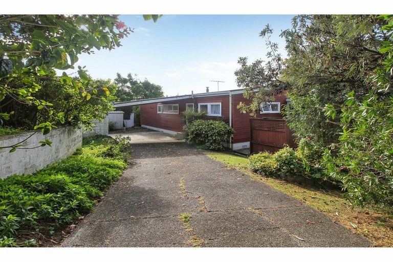 Photo of property in 4 Havana Place, Glenfield, Auckland, 0629