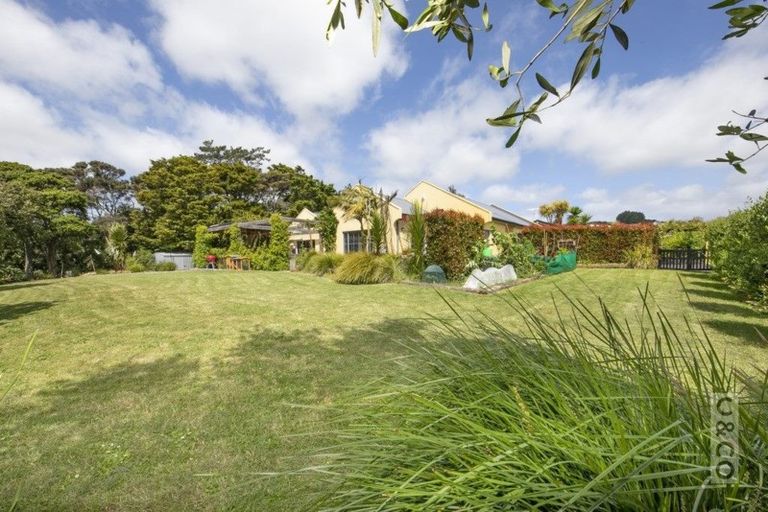 Photo of property in 31 Rosella Grove, Waimauku, 0812