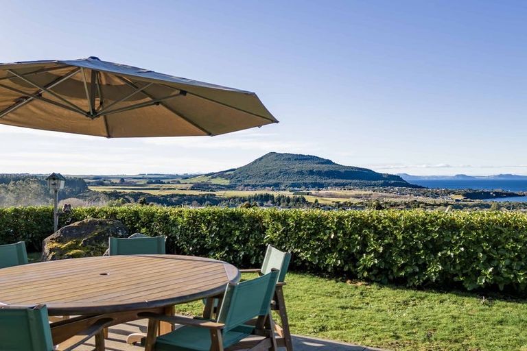 Photo of property in 15 Ngapera Way, Omori, Turangi, 3381