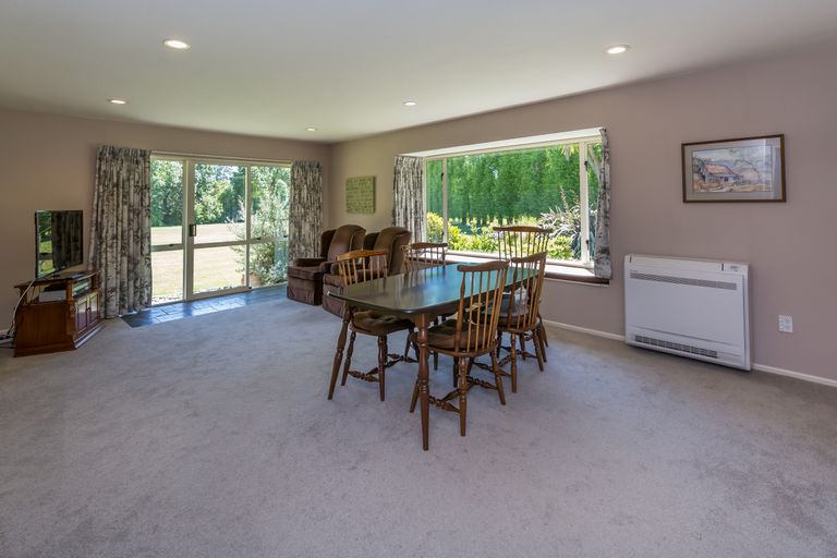 Photo of property in 27 Guys Road, Yaldhurst, Christchurch, 7676