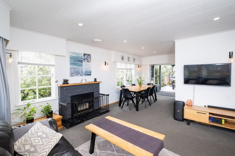 Photo of property in 8 East Road, Haumoana, 4102
