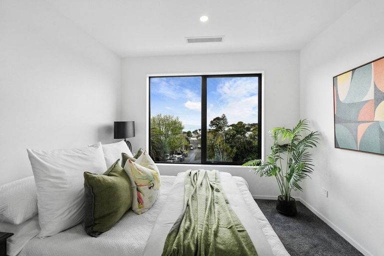 Photo of property in 12d Rewi Street, Torbay, Auckland, 0630