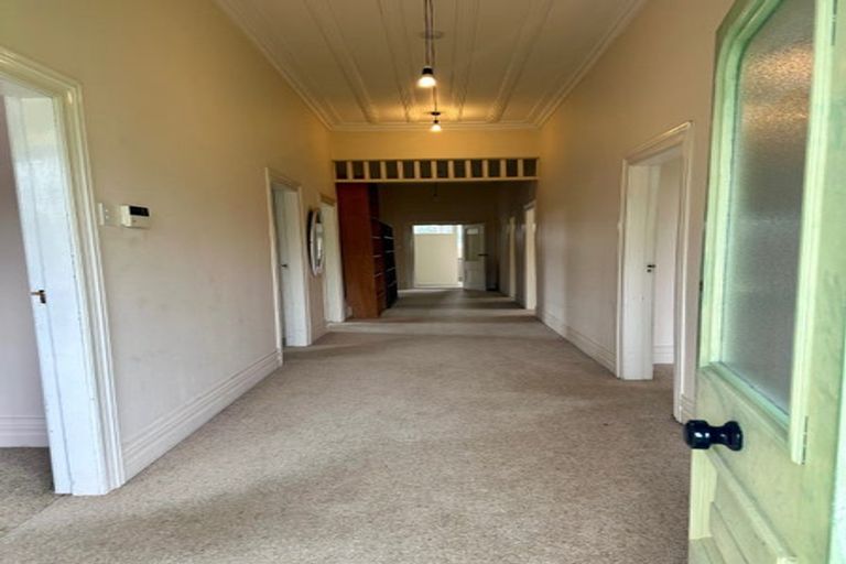 Photo of property in 120 Eskdale Road, Birkdale, Auckland, 0626