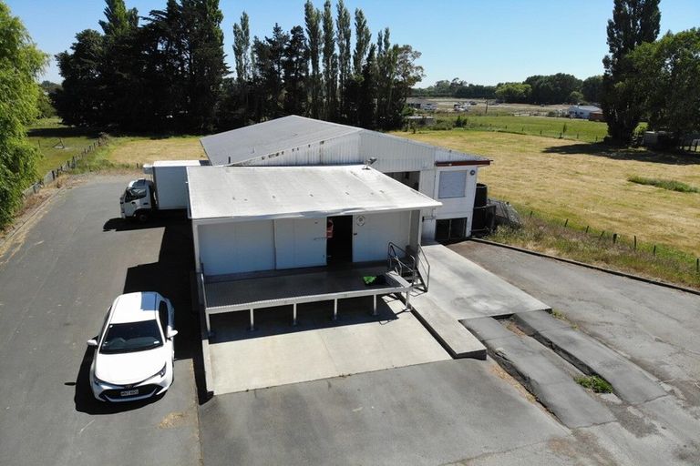 Photo of property in 54 Eders Road, Woodend, 7610