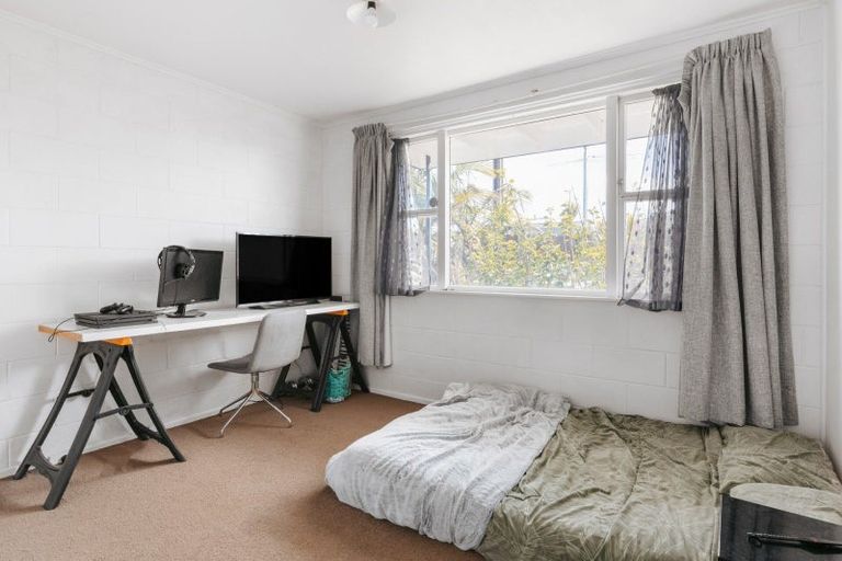 Photo of property in 22 Karewa Parade, Papamoa Beach, Papamoa, 3118