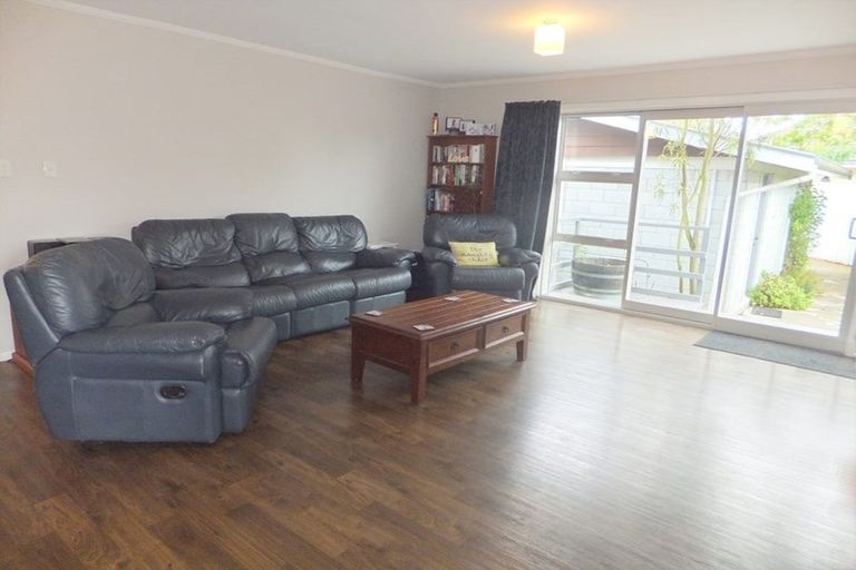 Photo of property in 1/5 Gainsborough Street, Hoon Hay, Christchurch, 8025