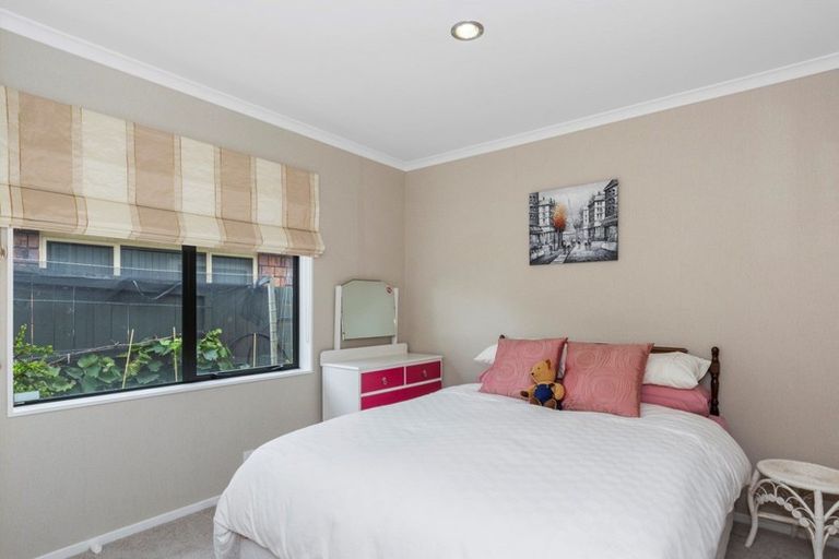 Photo of property in 323 Grenada Street, Papamoa Beach, Papamoa, 3118