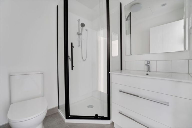 Photo of property in 101/3 Rauemi Way, Te Atatu South, Auckland, 0610