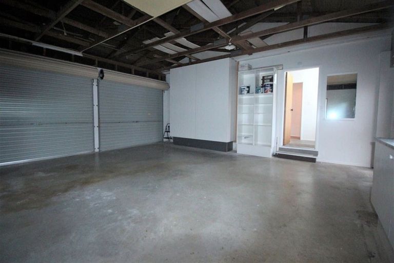 Photo of property in 1/21 Kiteroa Terrace, Rothesay Bay, Auckland, 0630