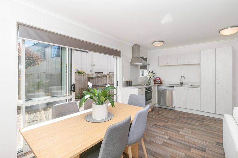 Photo of property in 75 Chiefs Court, Hamilton East, Hamilton, 3216