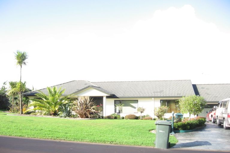 Photo of property in 171 Polo Prince Drive, Alfriston, Auckland, 2105