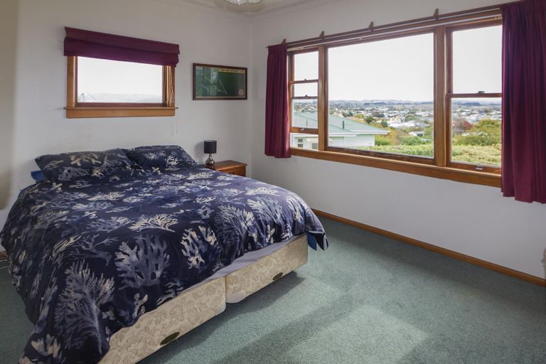 Photo of property in 21 Selwyn Street, South Hill, Oamaru, 9400