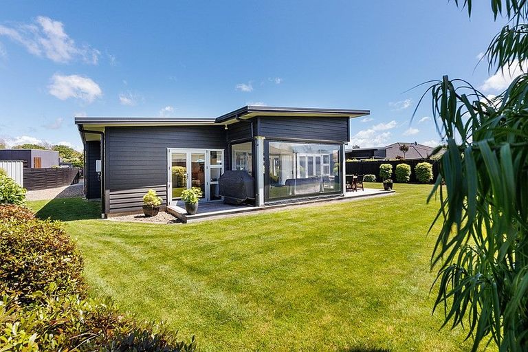 Photo of property in 3 Cheltenham Lane, Awapuni, Palmerston North, 4412