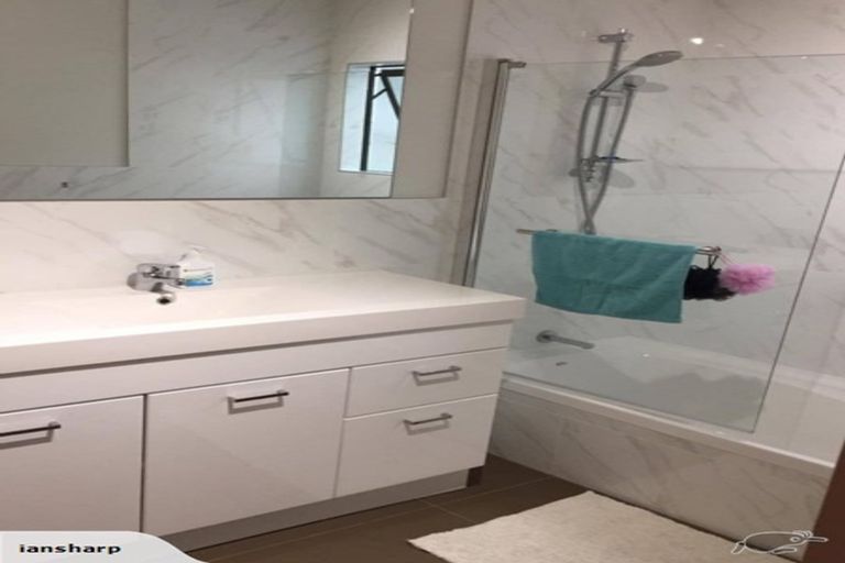 Photo of property in 23 Crail Court, Totara Heights, Auckland, 2105