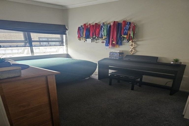 Photo of property in 1b Cassino Crescent, Onekawa, Napier, 4110