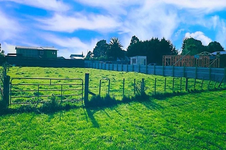 Photo of property in 53 Patu-kukupa Street, Manaia, 4612