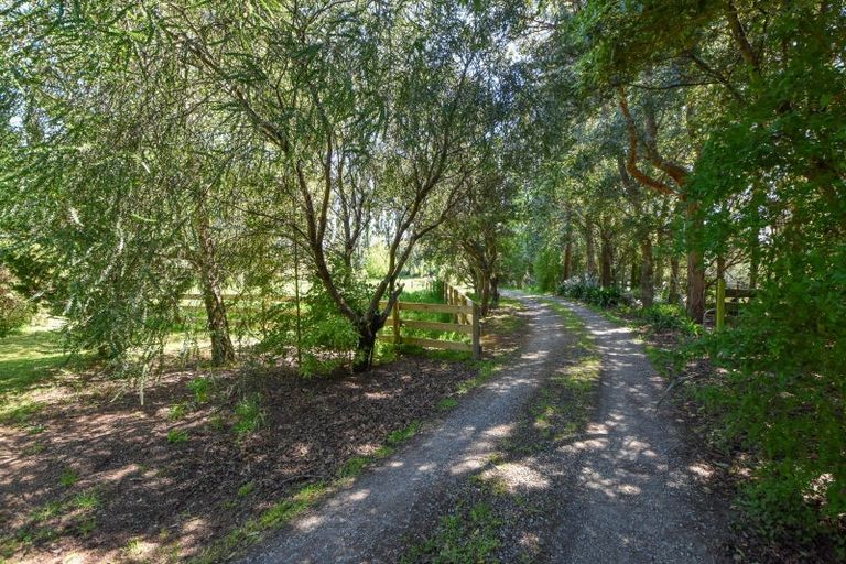 Photo of property in 20 Haringa Road, Carrington, Carterton, 5791