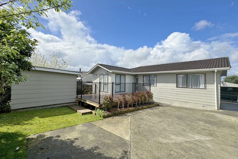 Photo of property in 95 Hyperion Drive, Randwick Park, Auckland, 2105